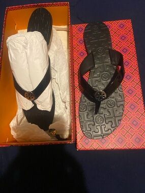 Tory Burch Black Patent Logo Thong Sandals